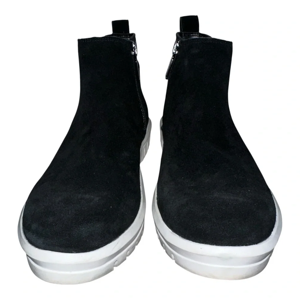 Blondo Flora‎ Black Waterproof Chelsea Ankle Boots Lug Sole 7.5M B3515 015